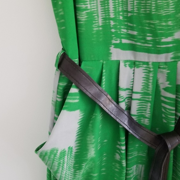 Collective Concepts dress - Picture 2 of 7